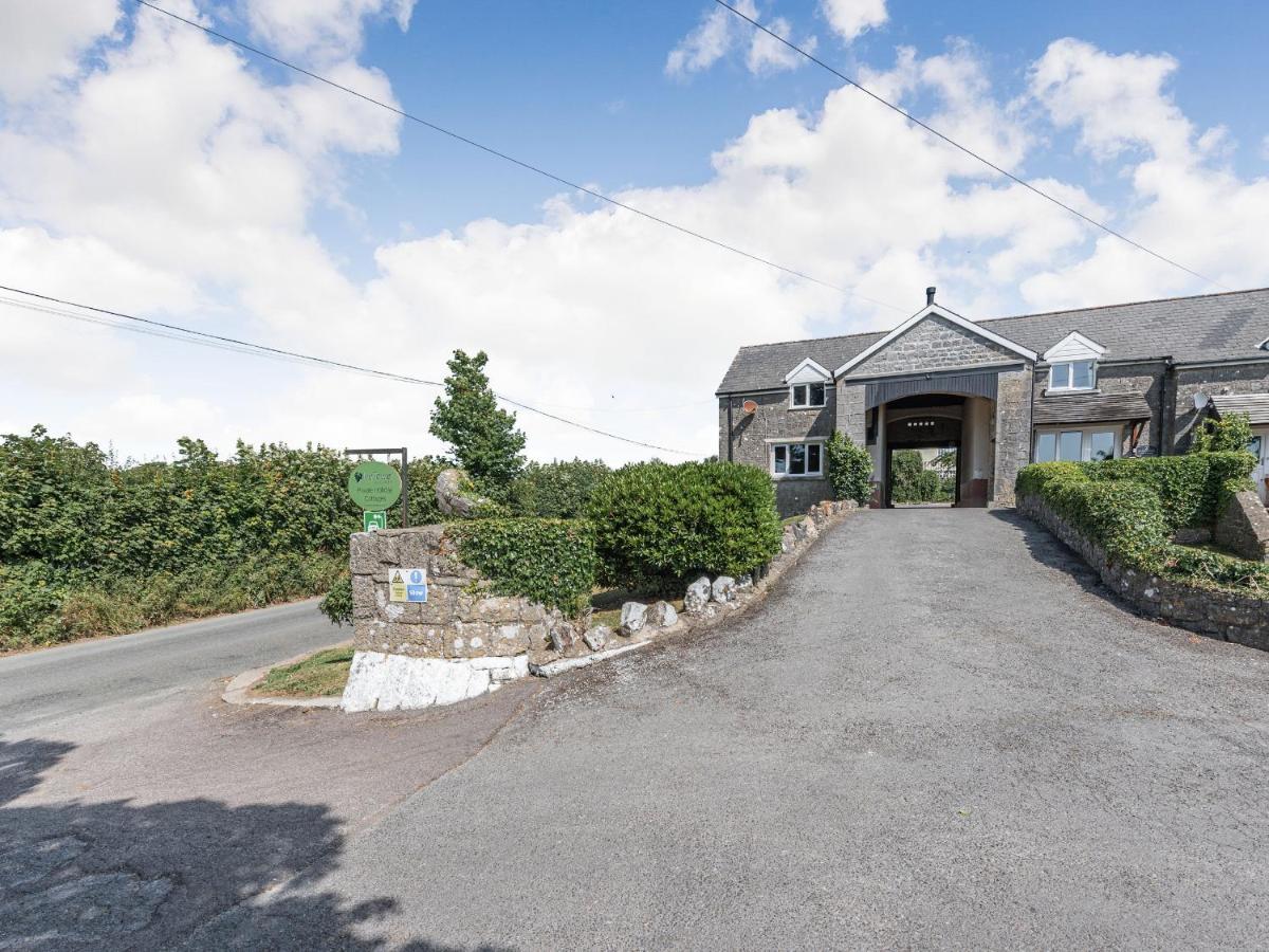 The Coach House Tenby Exterior foto